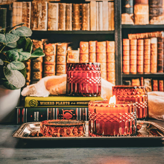 Divination | Crisp Apples & Warm Spices