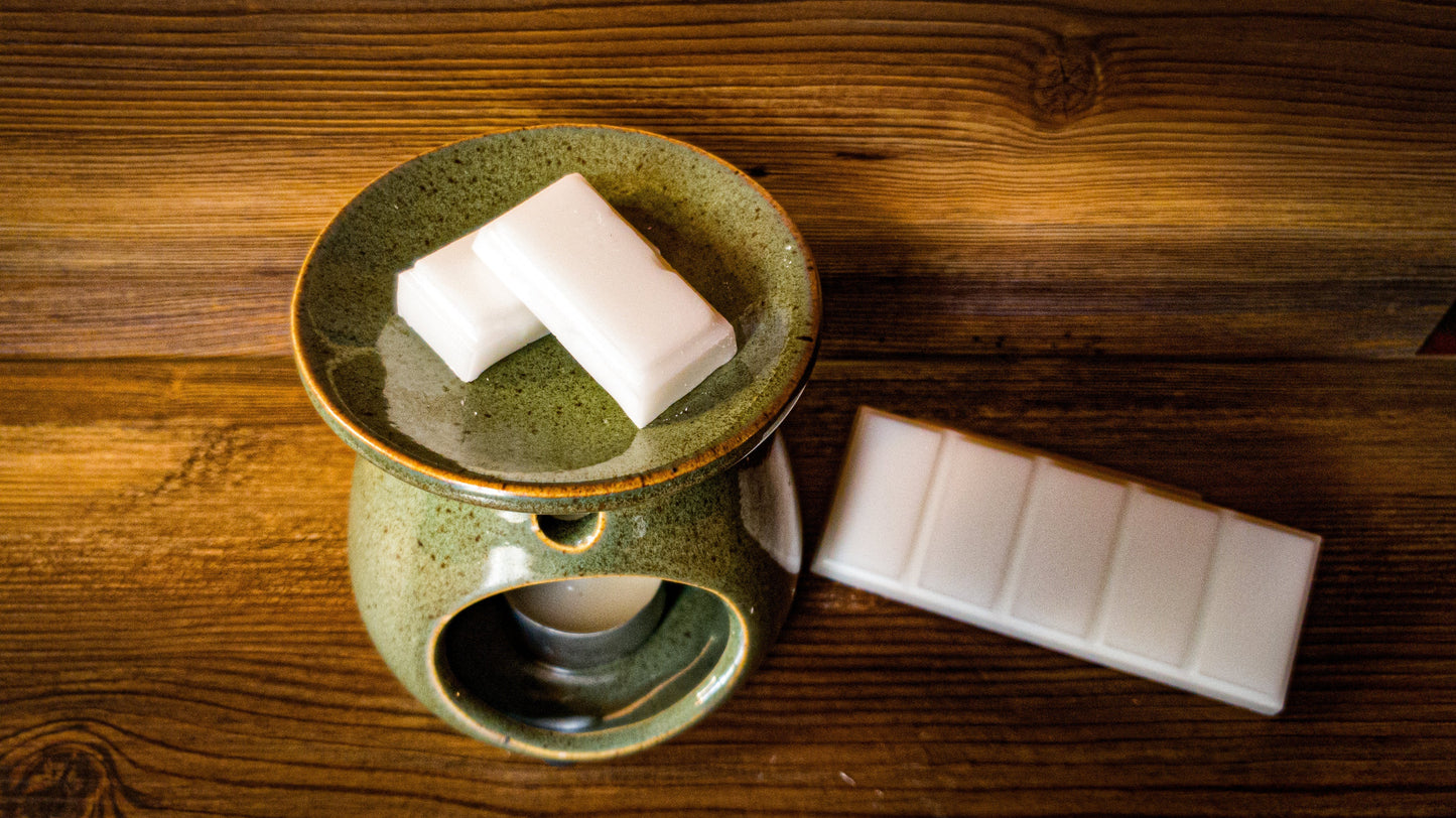 Black Forest Wax Melts | Dark Chocolate, Fresh Berries, Vanilla Cream & Honey
